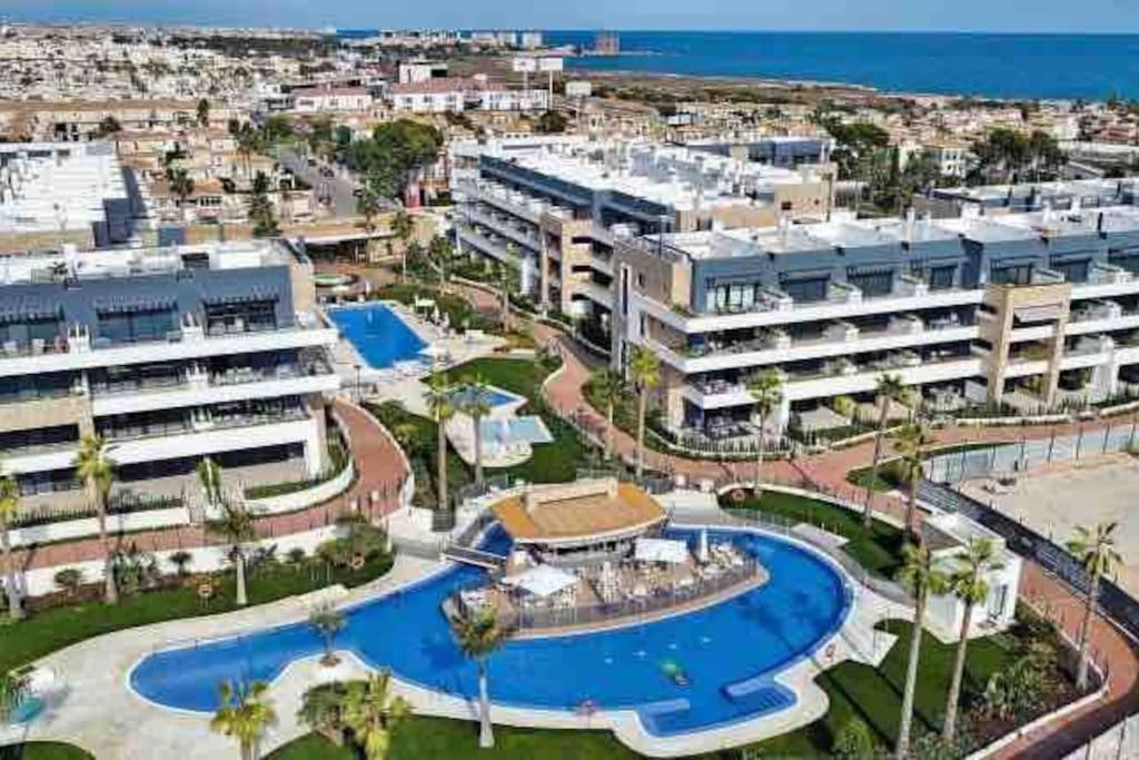 Hotel Penthouse 2-rooms With Private Jacuzzi In The Solarium