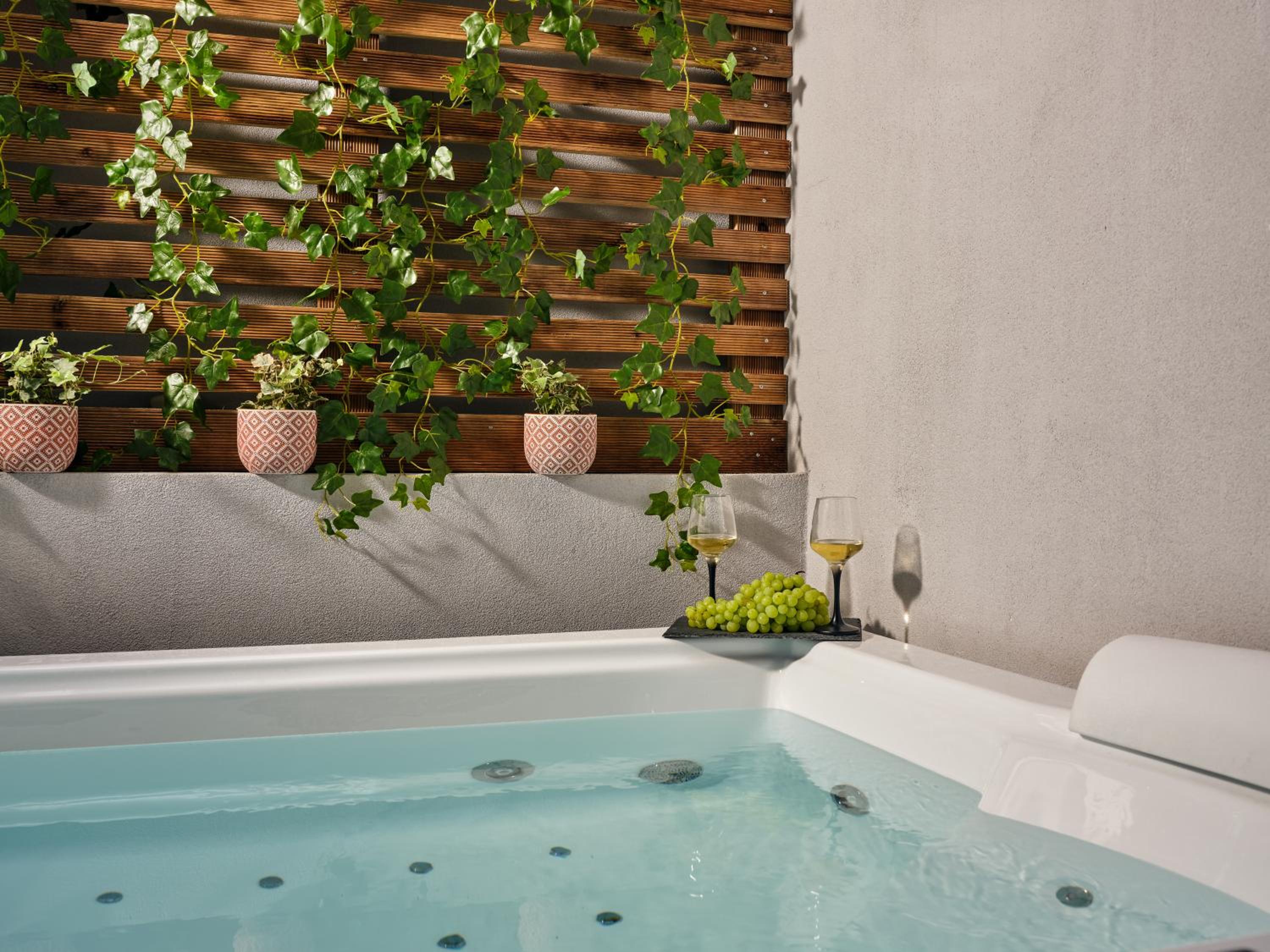 Hotel Pothos Suites