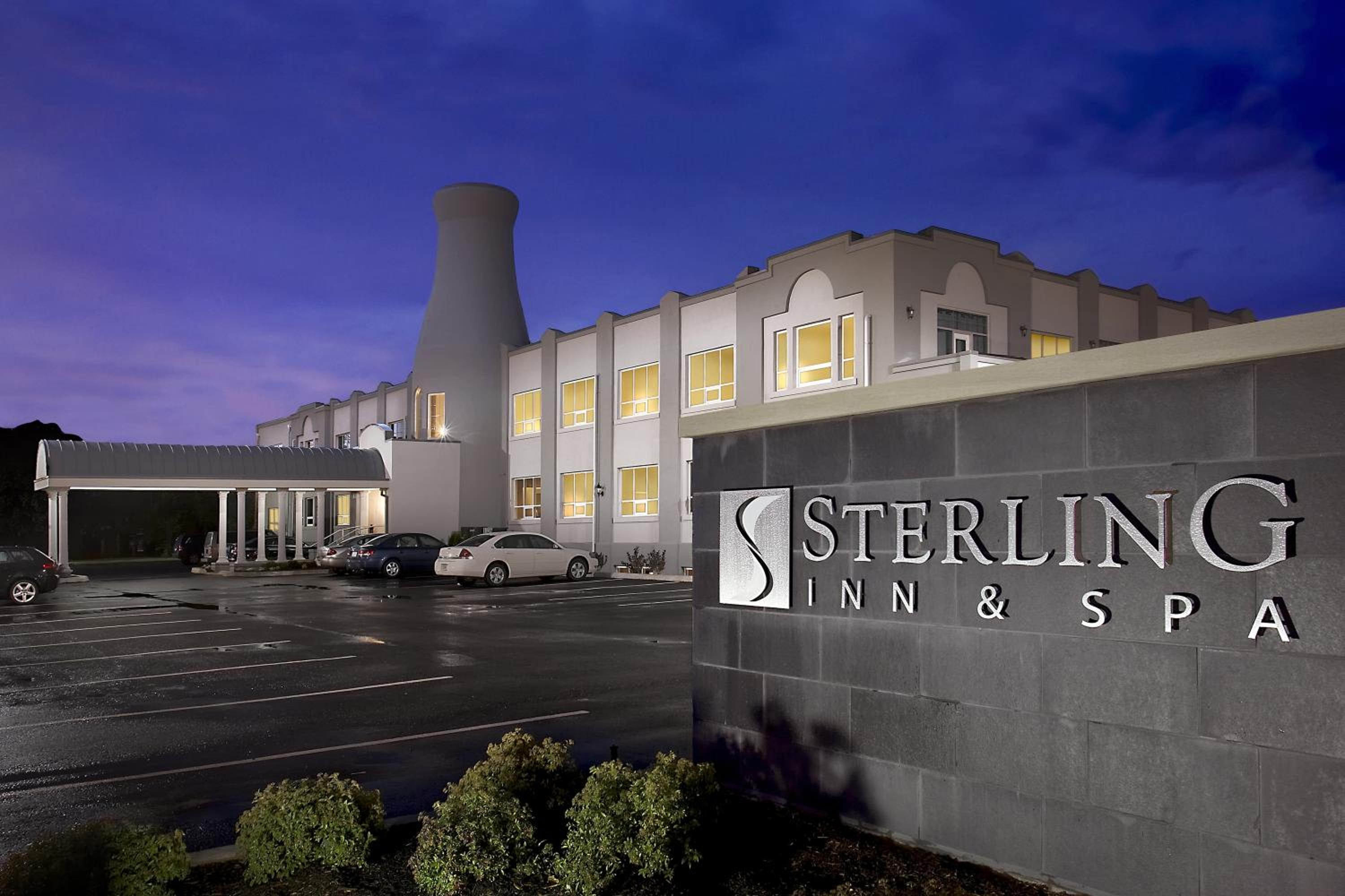 Hotel Sterling Inn & Spa
