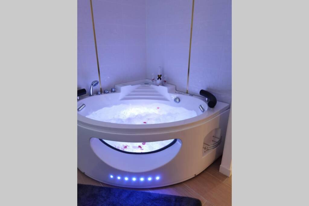 Hotel Nid Damour Baignoire/jacuzzi