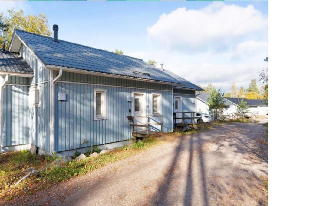 Hotel Huvila Saunalla Ja Paljulla Korpilammen Rannalla