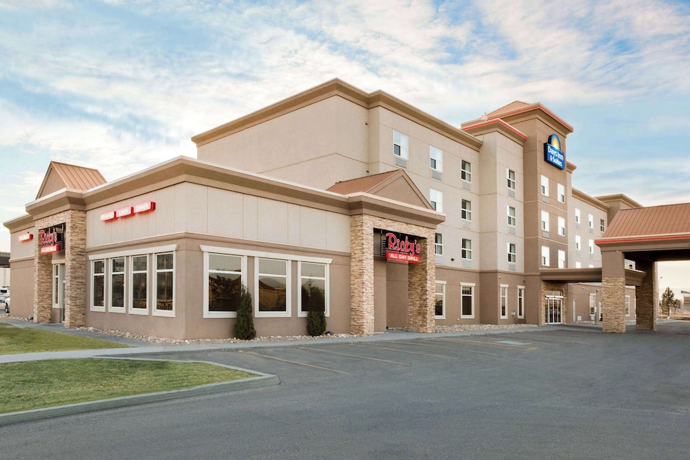 Hotel Days Inn & Suites by Wyndham Edmonton Airport