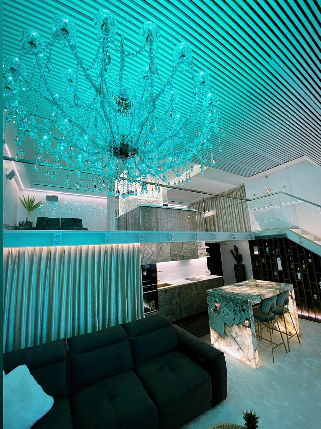 Hotel Luxury Queen V Apartment With Jacuzzi