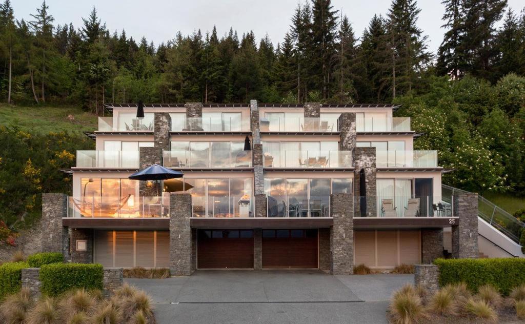 Hotel Downtown Queenstown Apartment