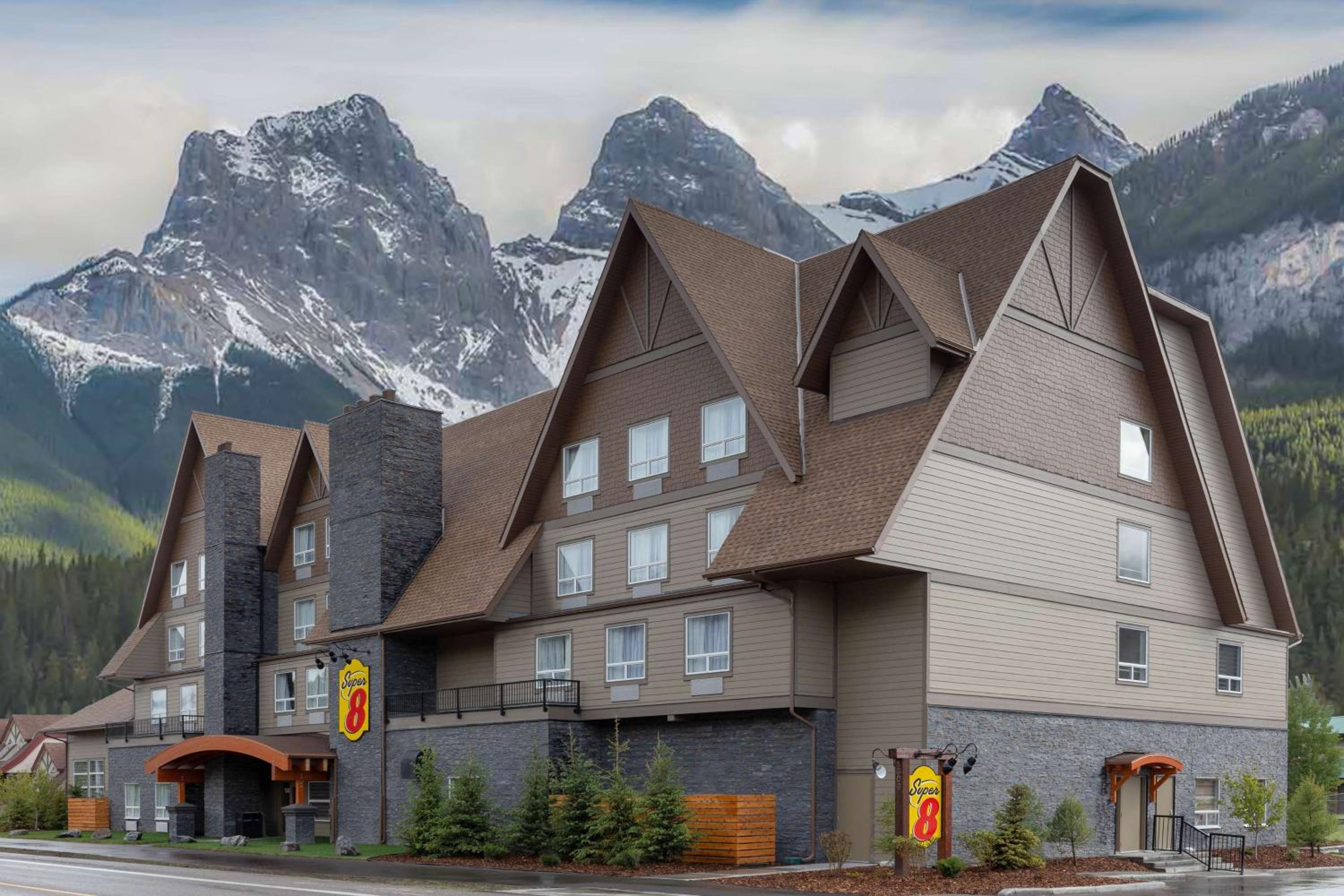 Hotel Super 8 by Wyndham Canmore