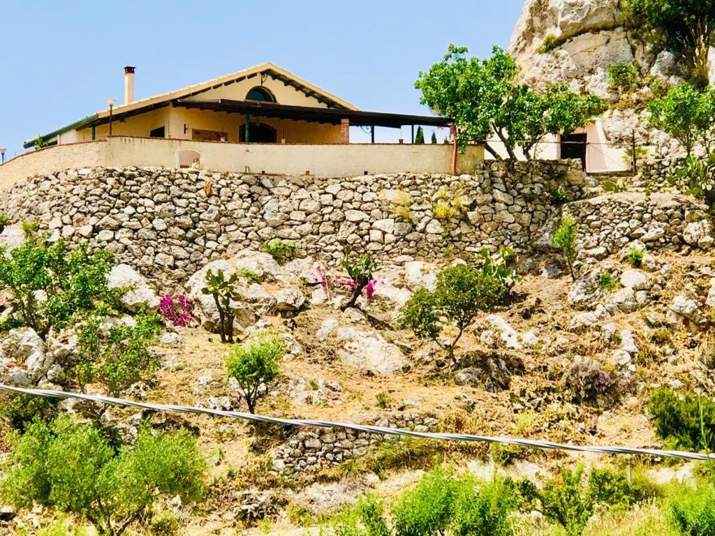 Hotel B&b Tenuta La Puntara