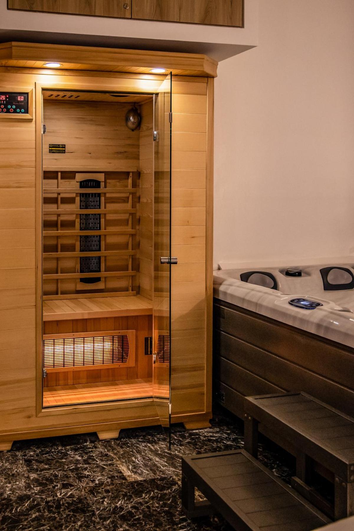 Hotel Agias Sofias Suite