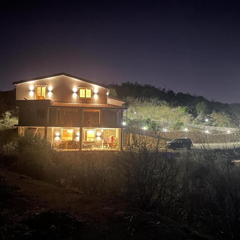 Hotel Qyteza Guest House & Camping