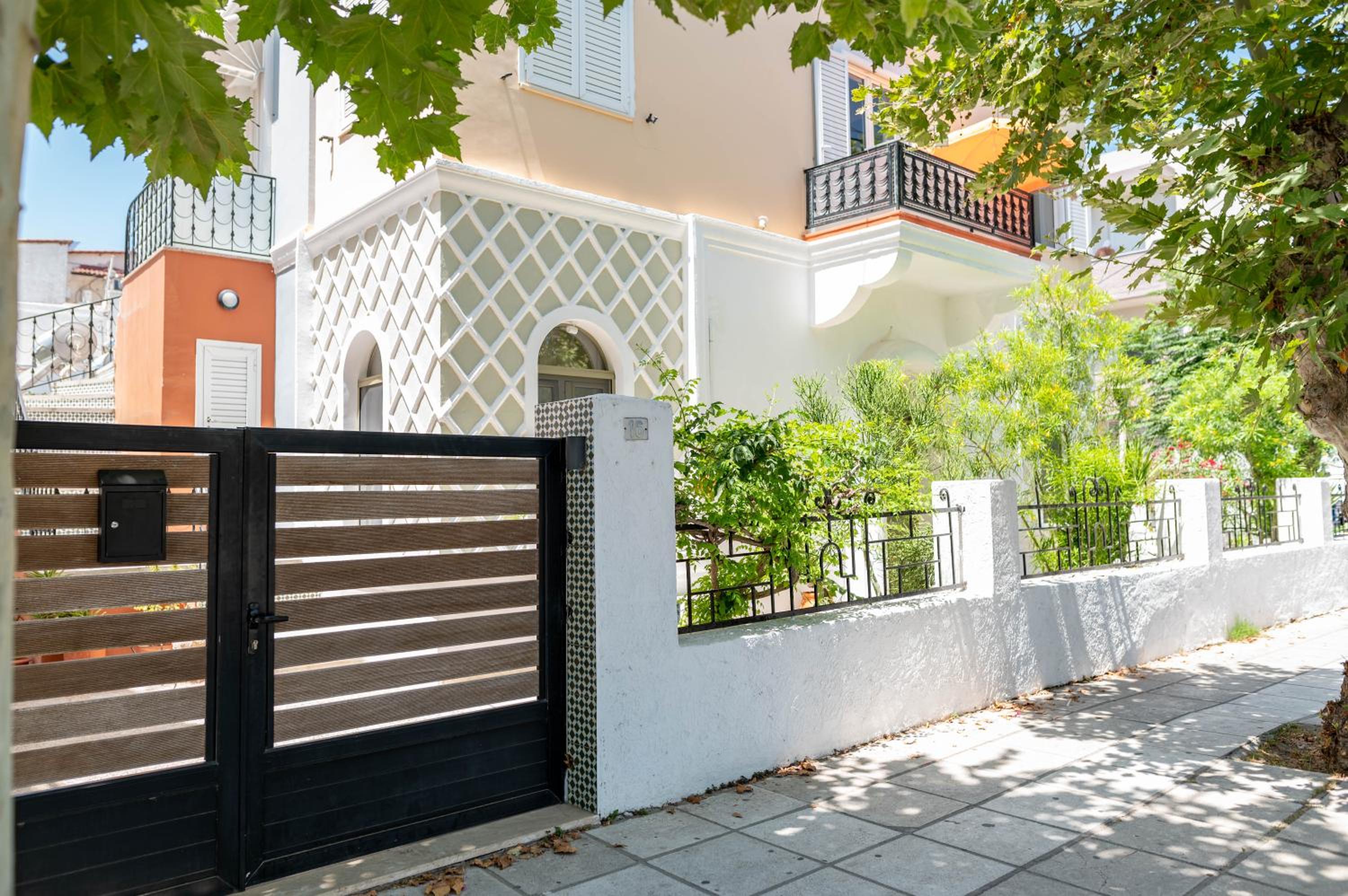 Hotel Kosnian City Suites B