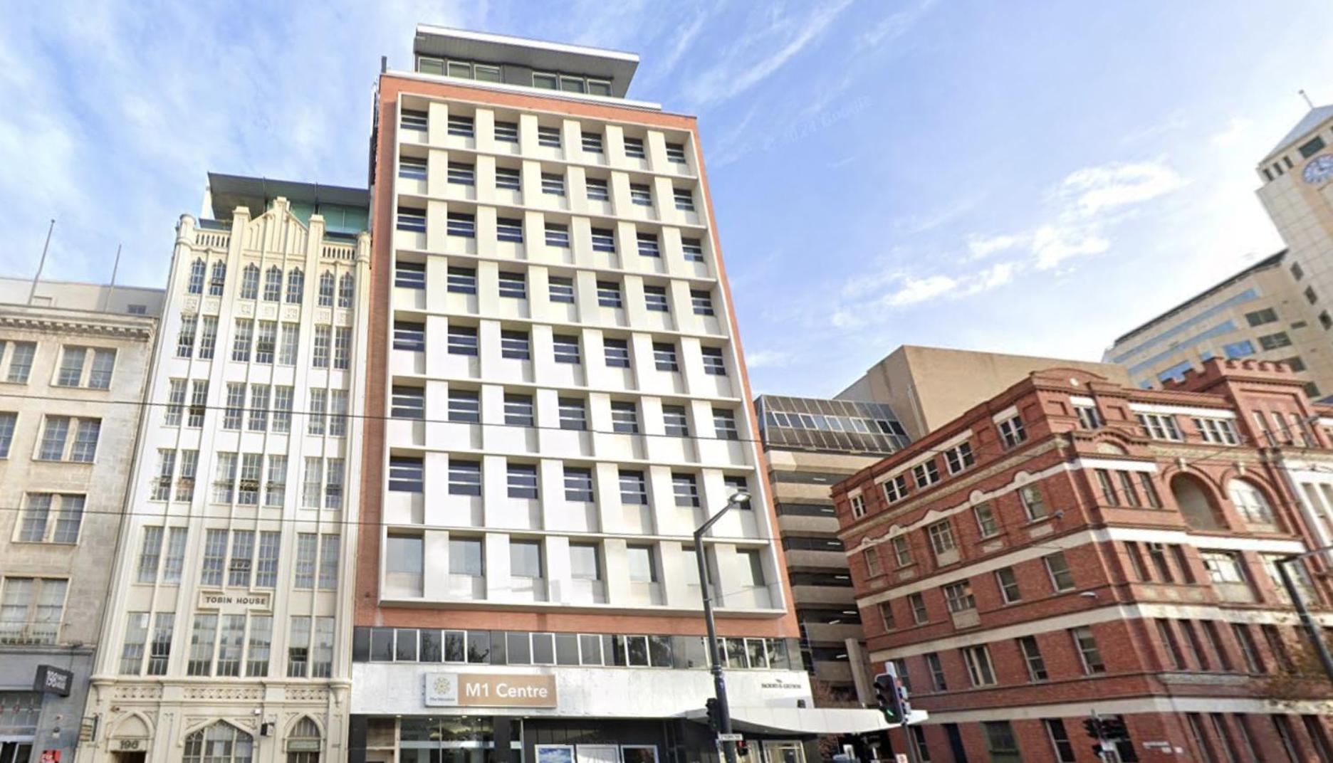 Hotel Swainson At M1