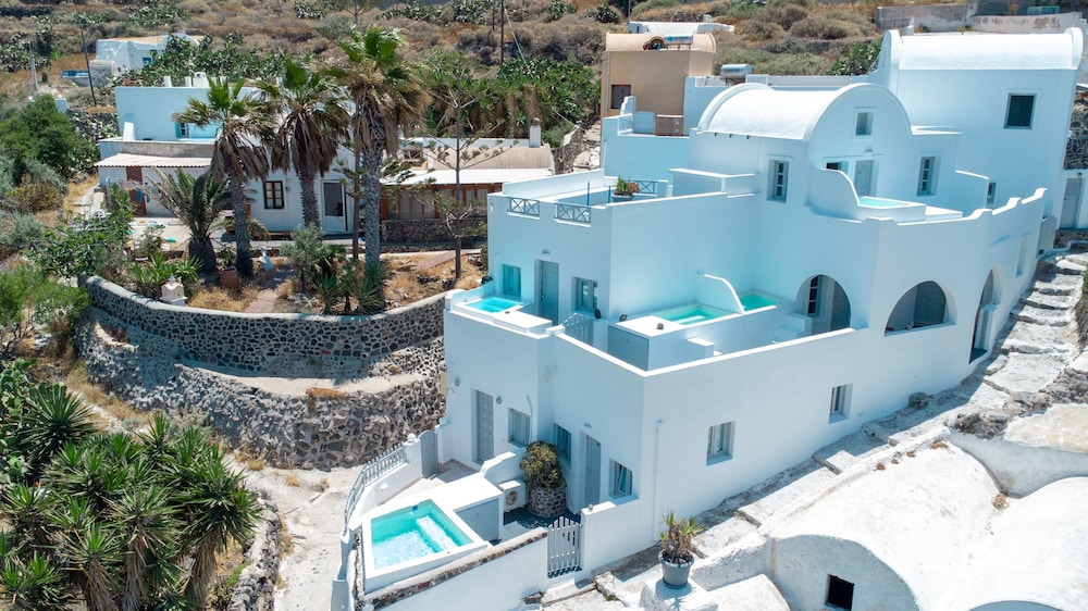 Hotel White Cave Villas