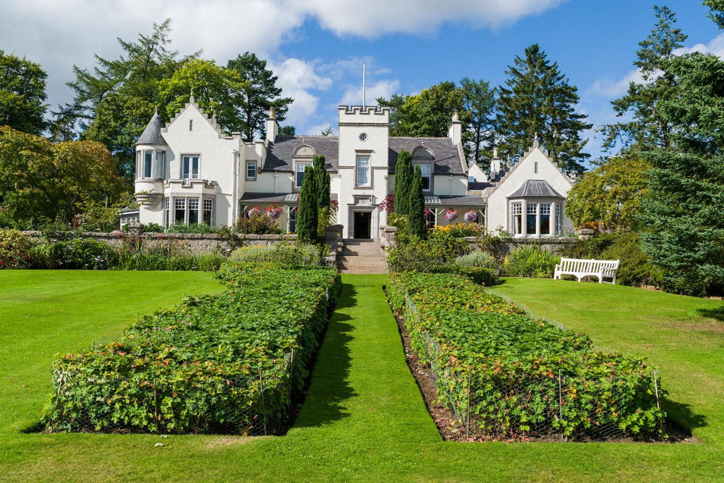Hotel Douneside House