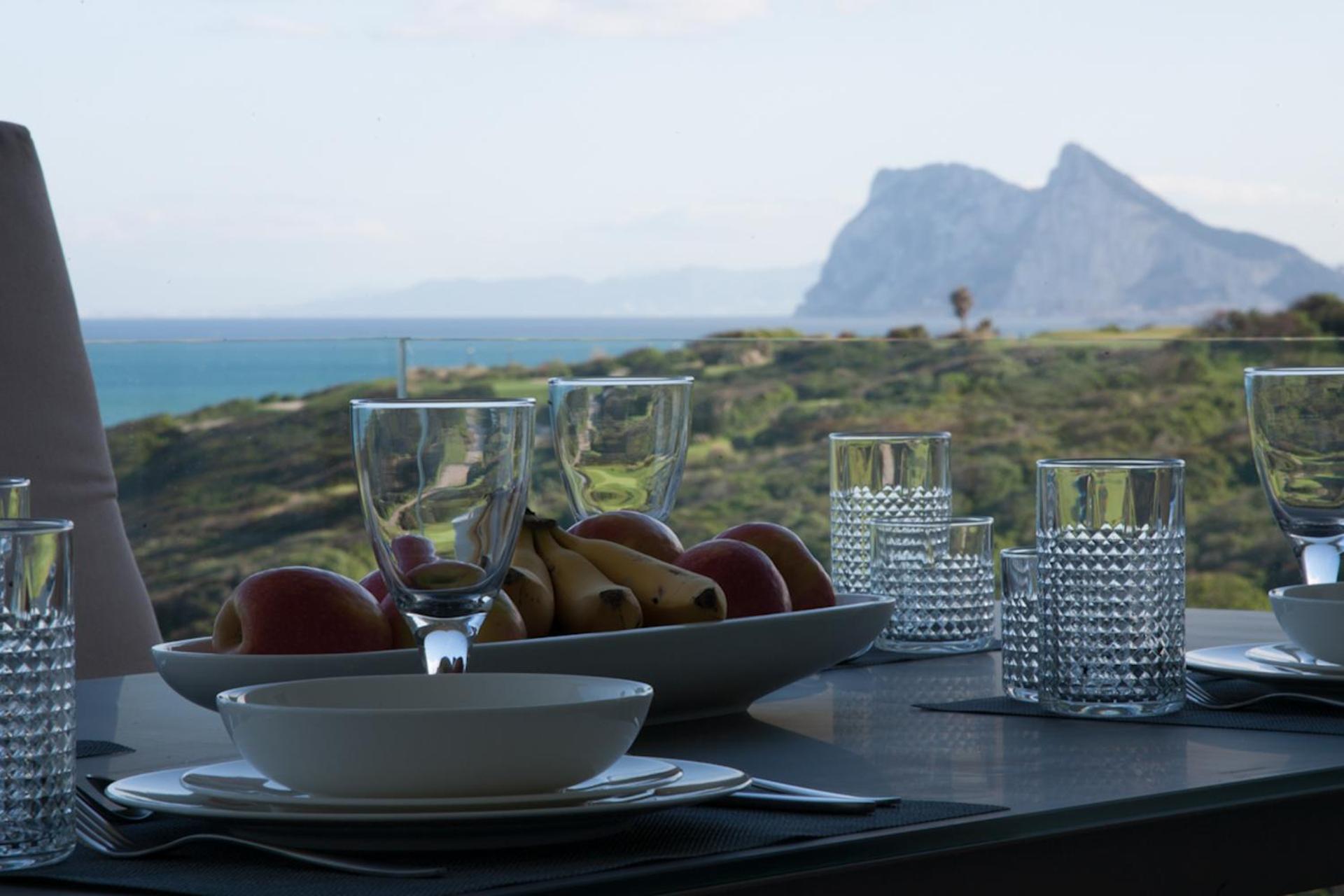 Hotel Brand New Apartment Sea, Golf And Gibraltar View