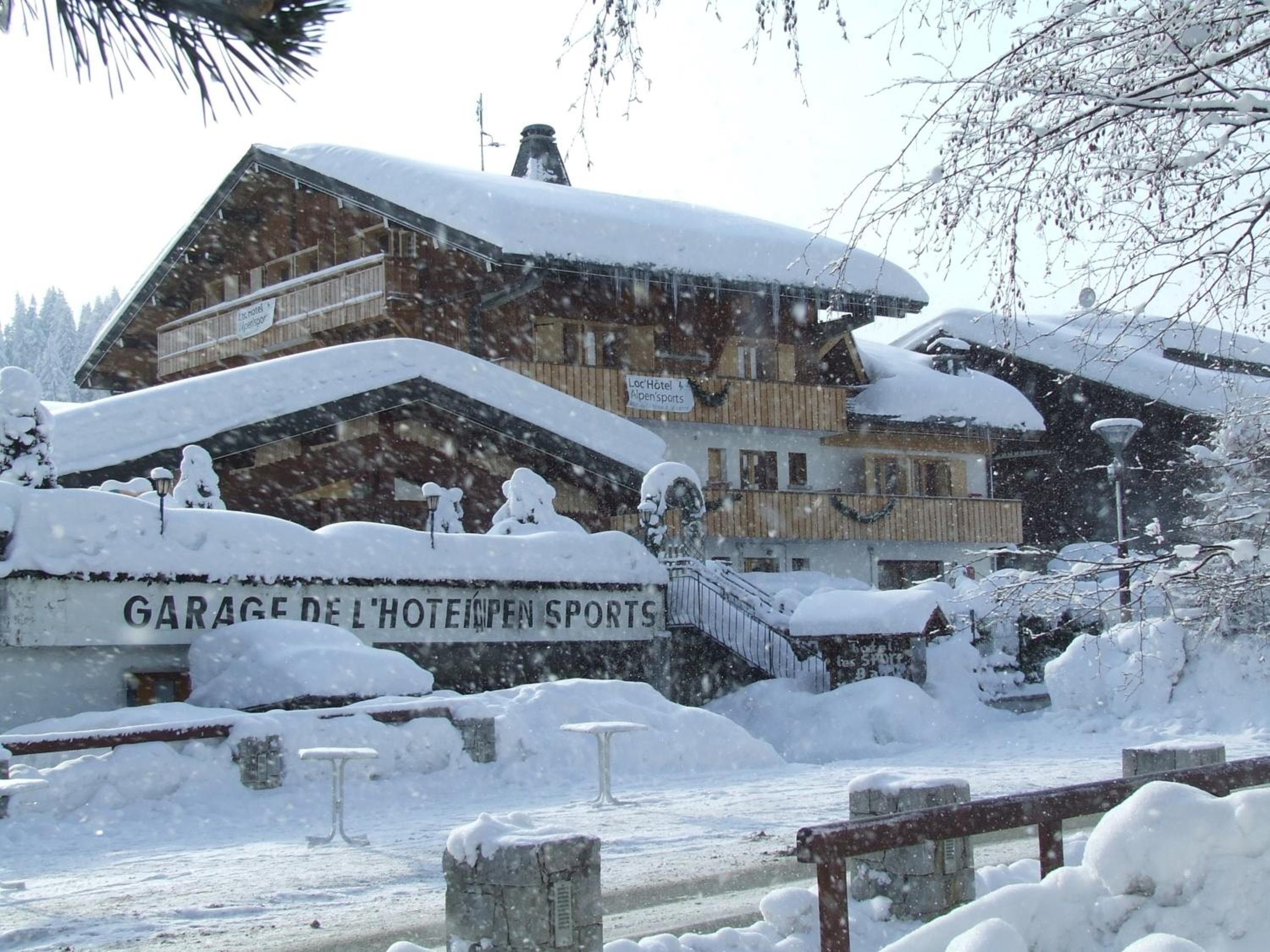 Hotel Loc'Hotel Alpen Sports