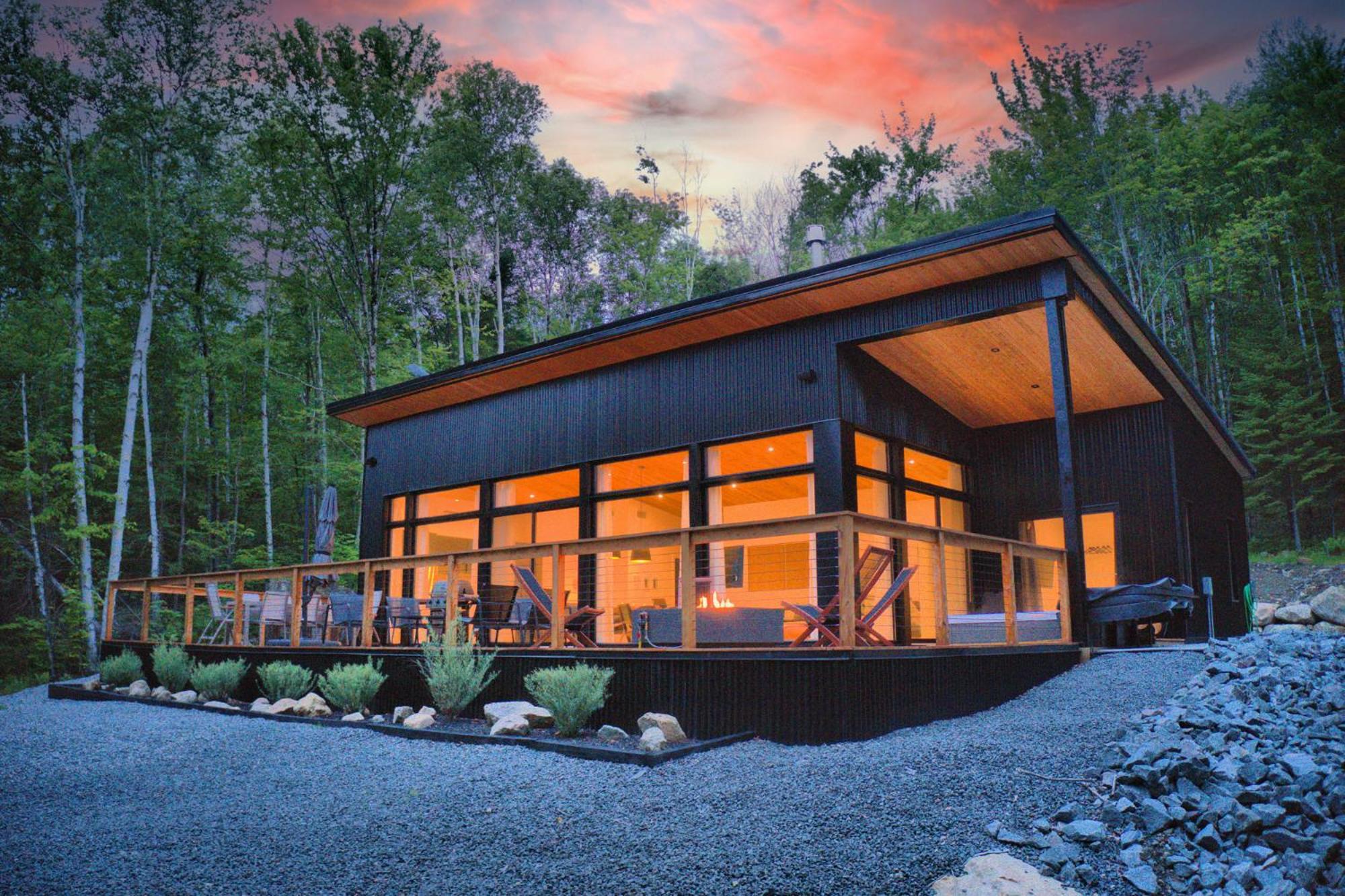 Hotel Kallm-mont-tremblant Chalet With Hot Tub & Pond On Private 7acre Estate