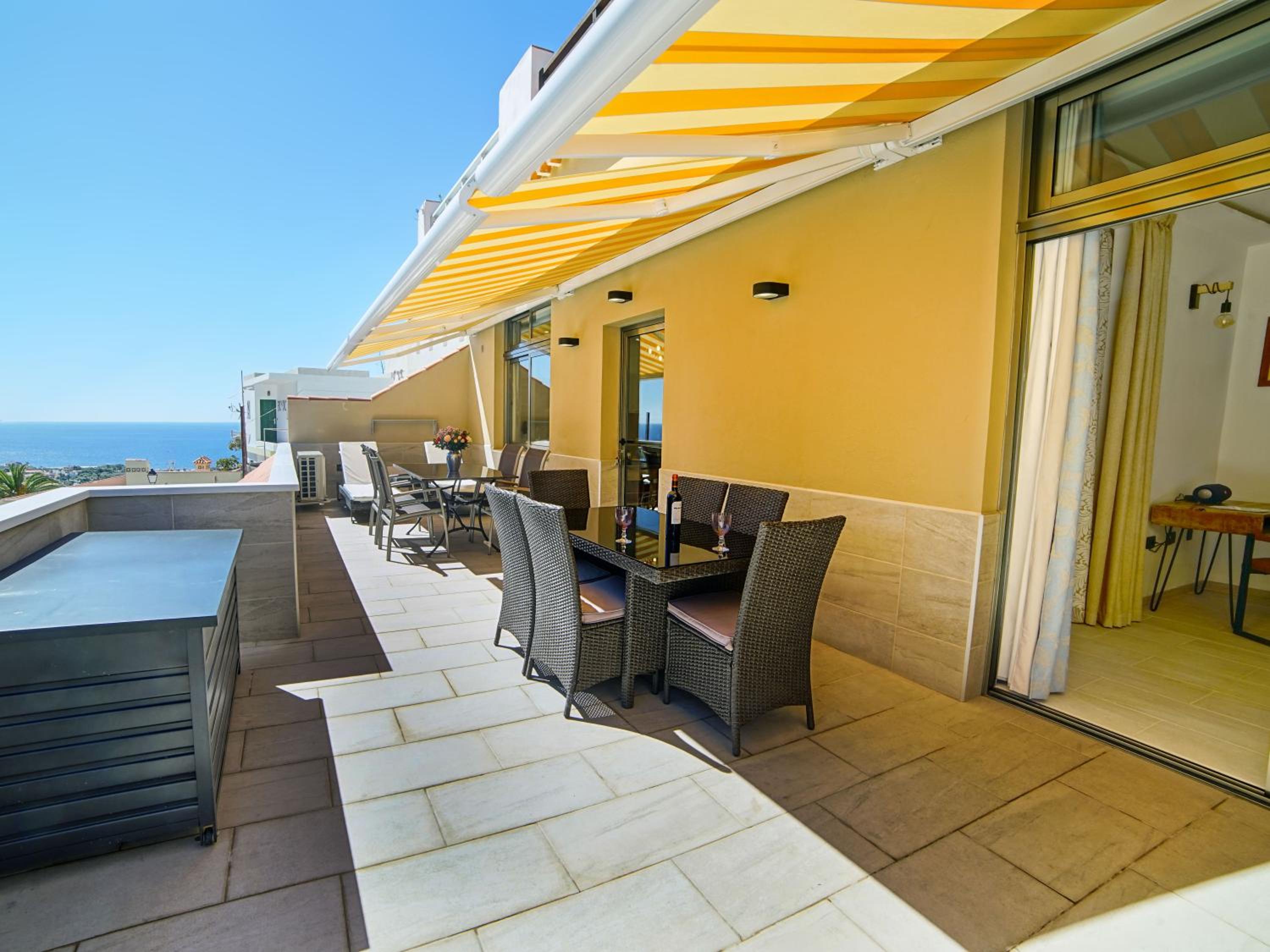 Hotel Deluxe Suite 70qm. Toller Blick, Super Ausstattung