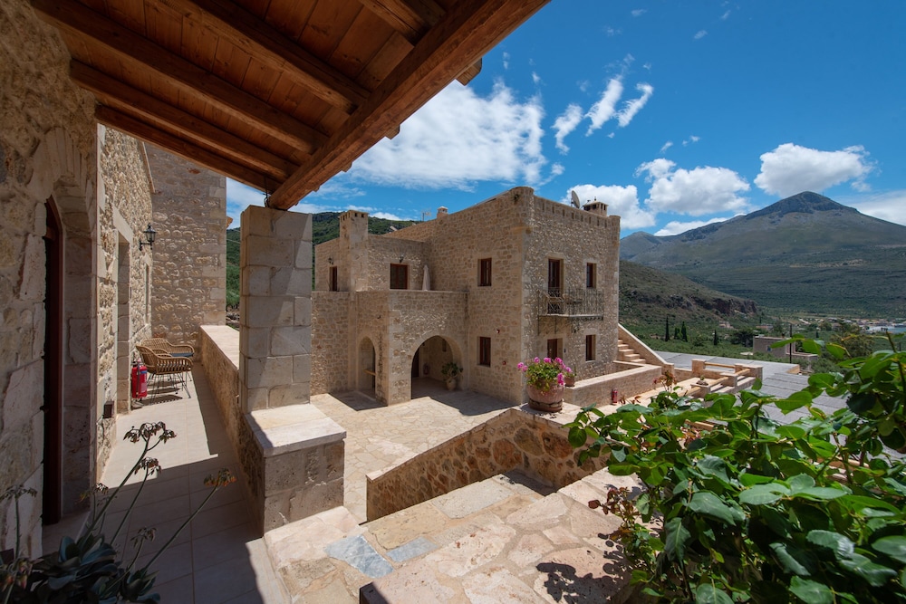 Hotel Brazzo di Maina