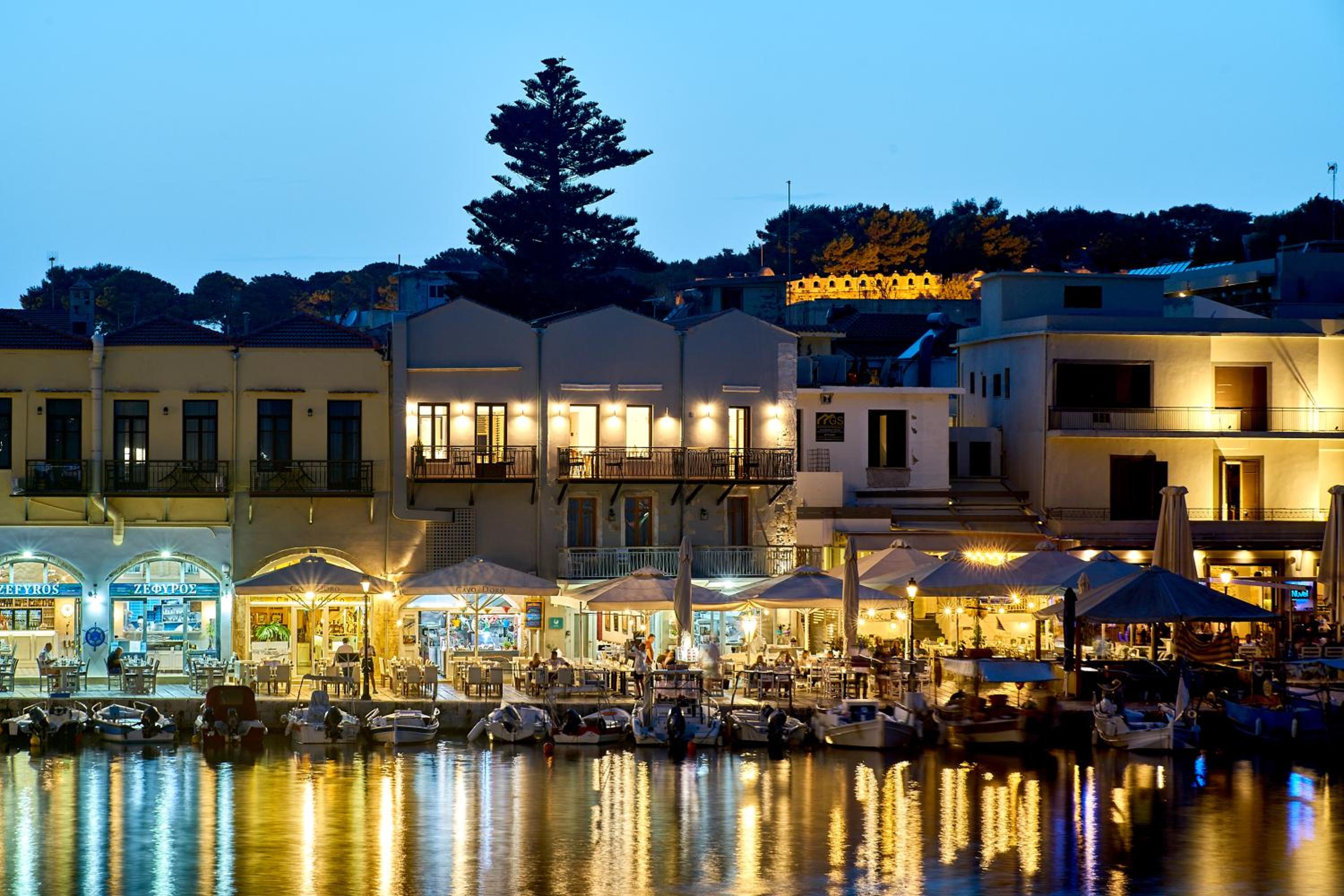 Hotel Vista Del Porto Luxury Suites