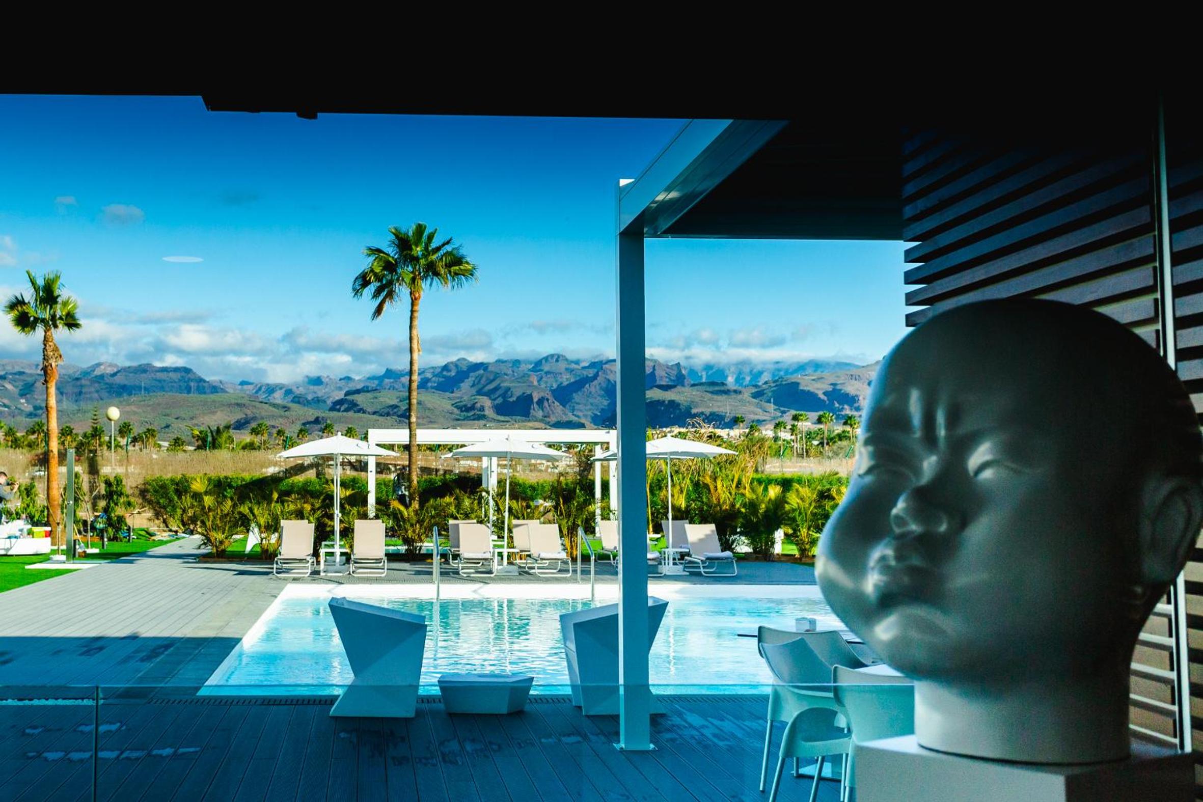 Hotel Seven Hotel & Wellness - Gay Men Only