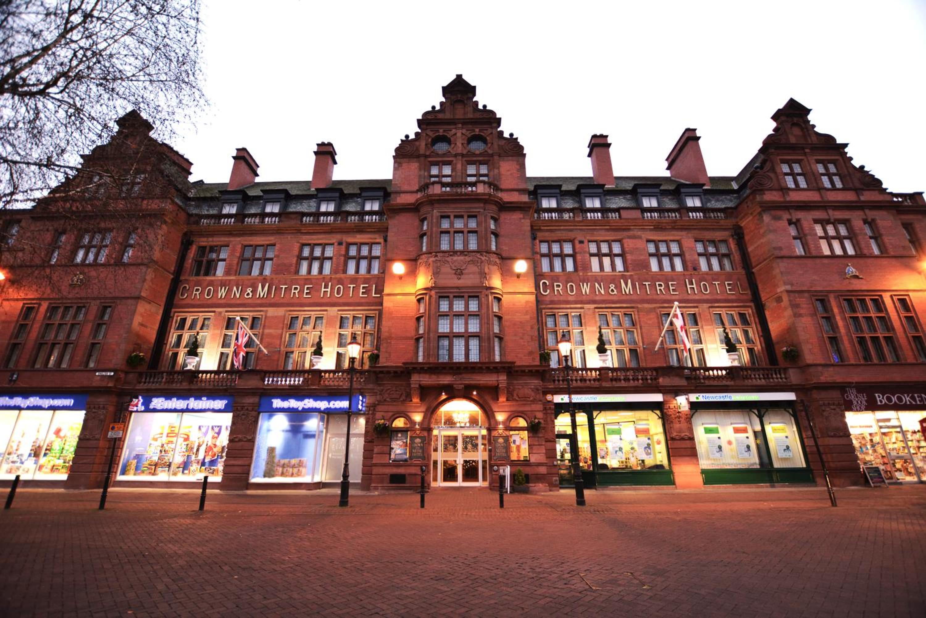 Hotel Crown & Mitre Hotel