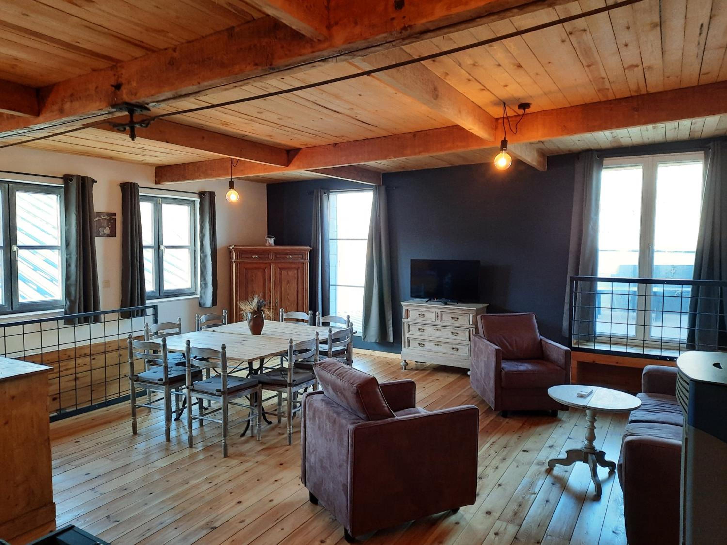 Hotel Les Chambres De La Cour ( Gite )