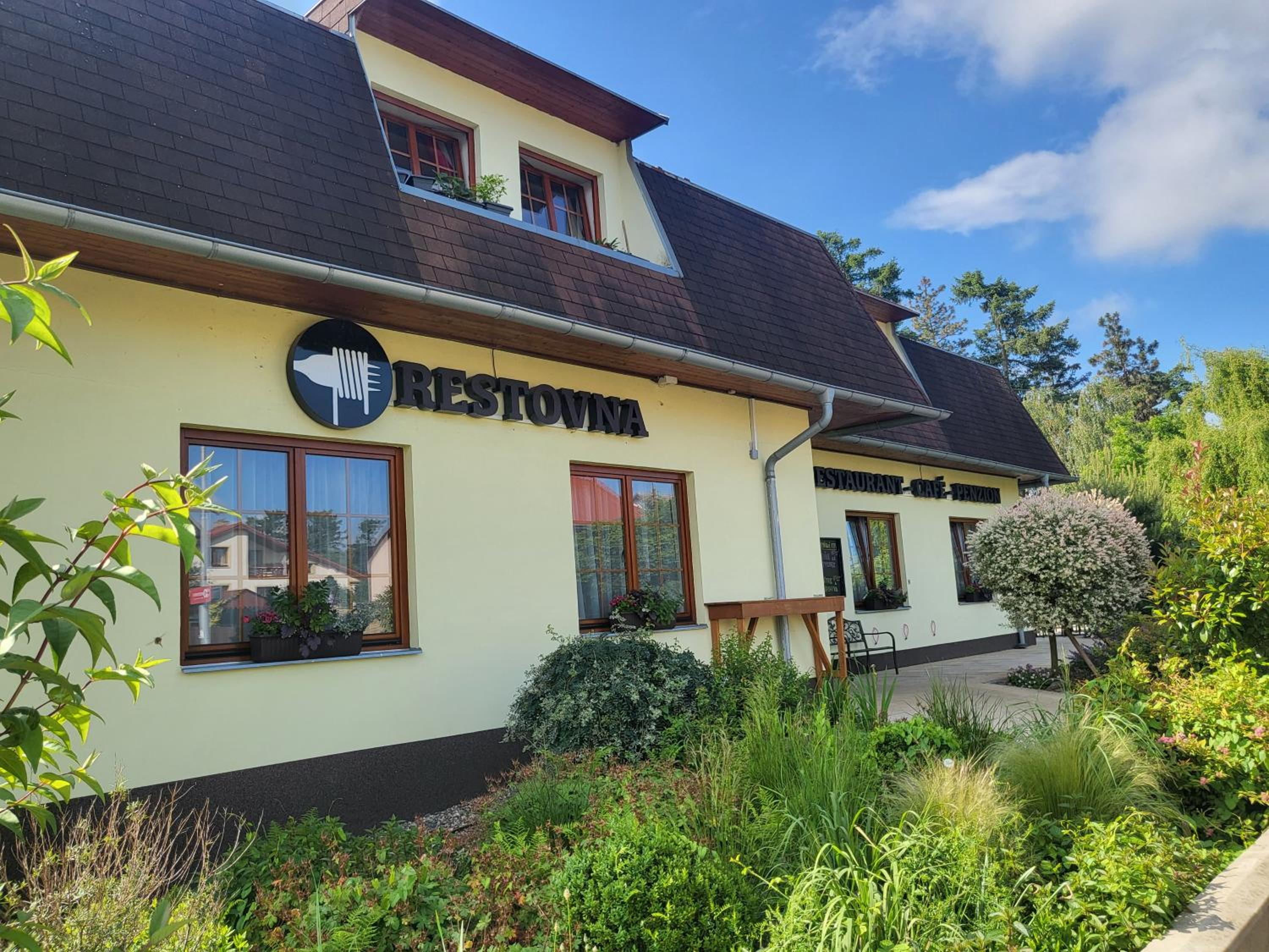 Hotel Restovna