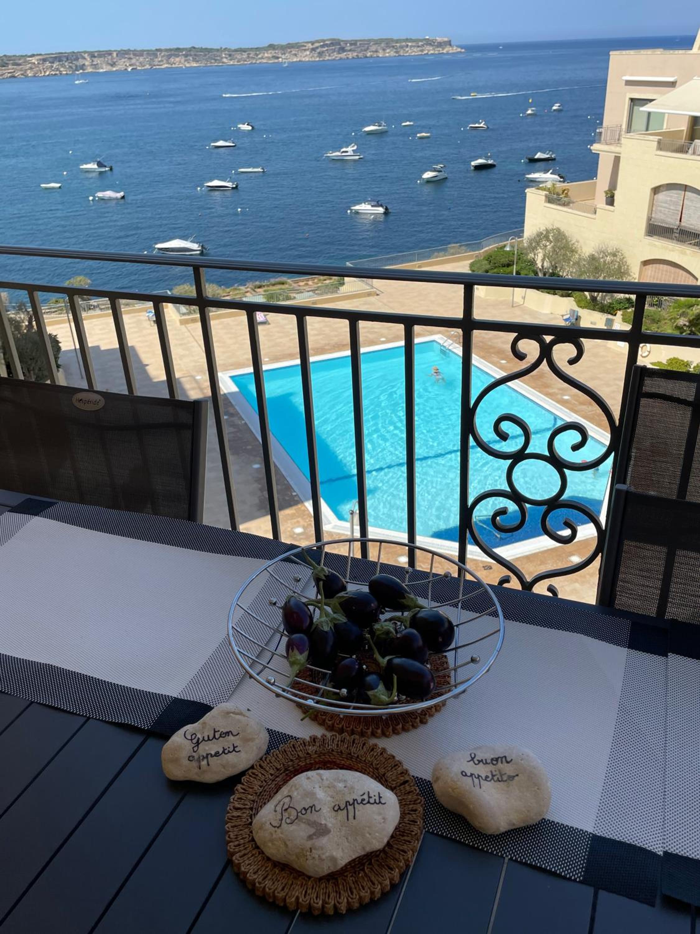 Hotel Spacious Luxurious Apartment With Seaview