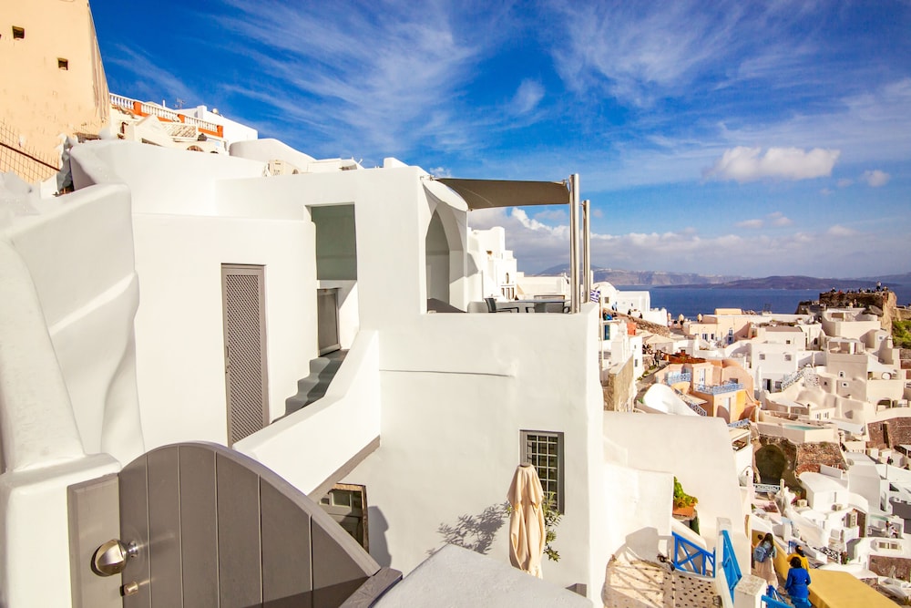 Hotel Theodora Suites