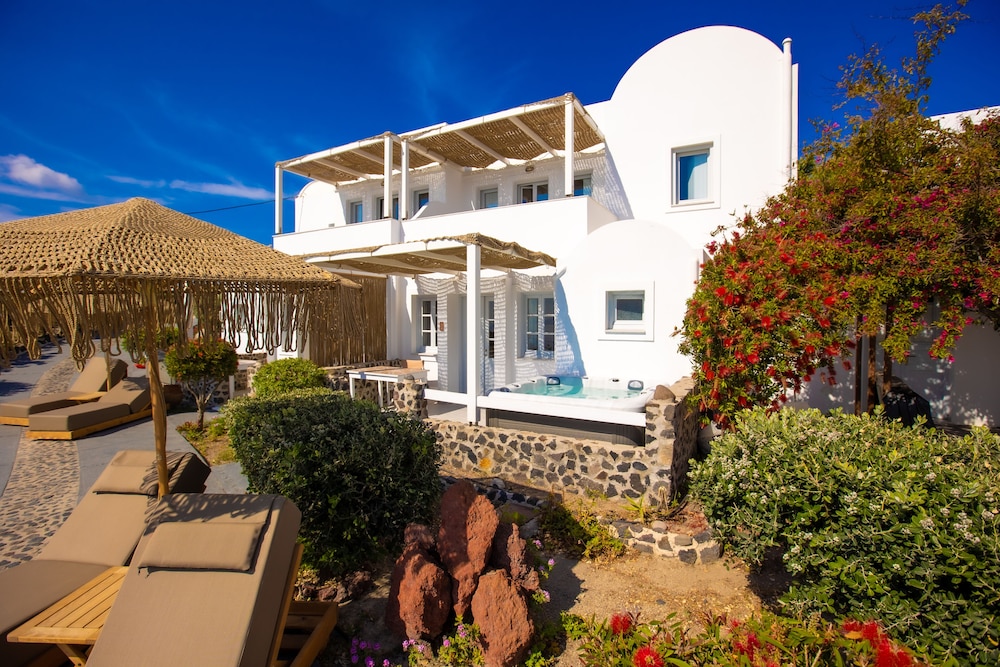 Hotel Phaos Santorini Suites