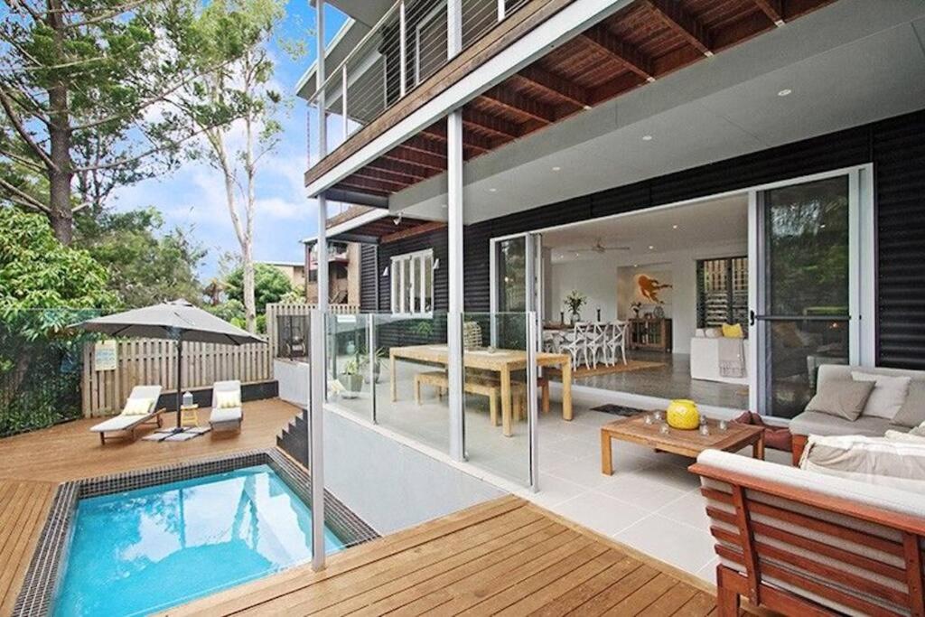 Hotel Large Tugun Modern House Minutes To The Beach