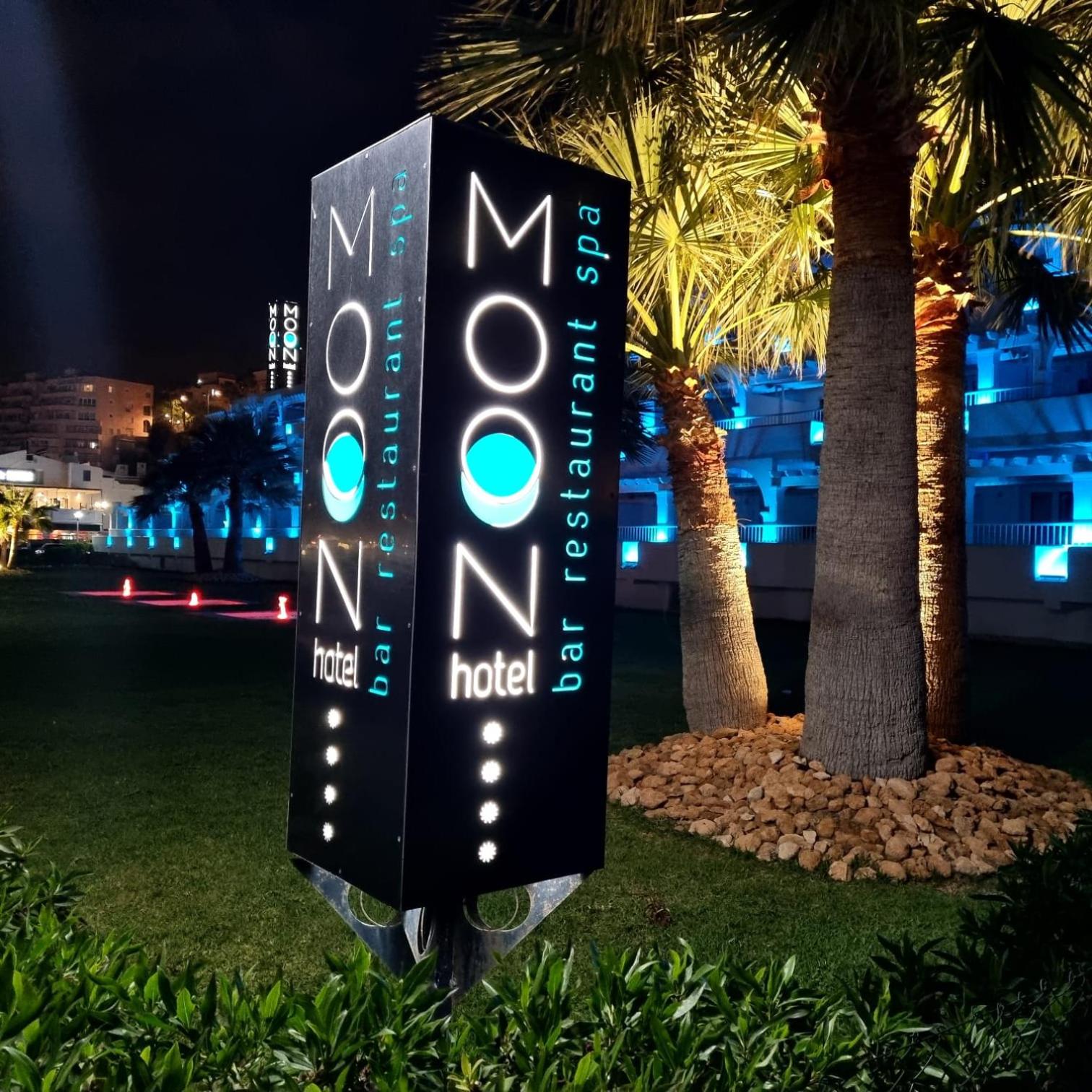 Hotel Moon Hotel & SPA.