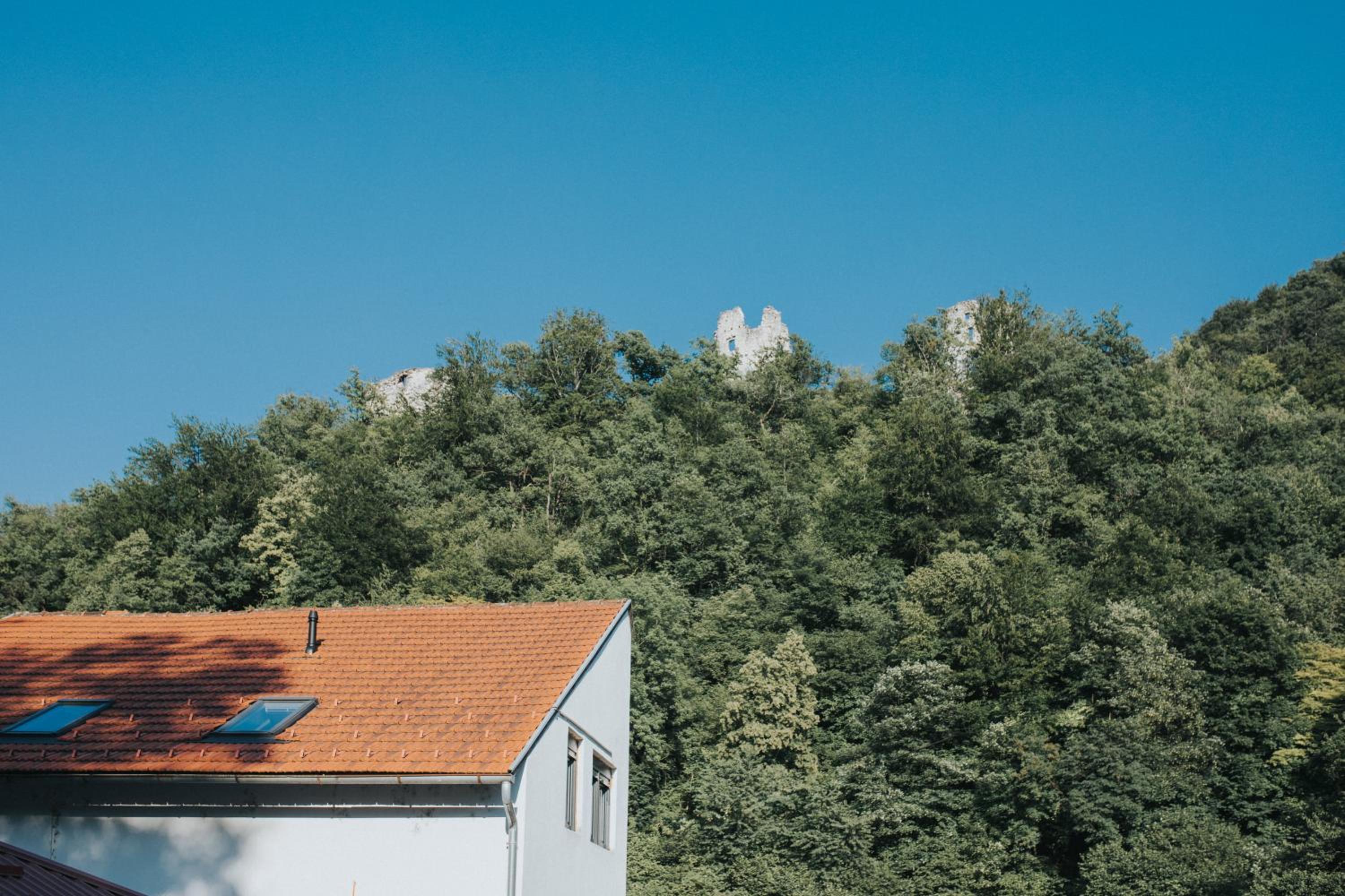 Hotel The Loft / Hill View Modern Apartment