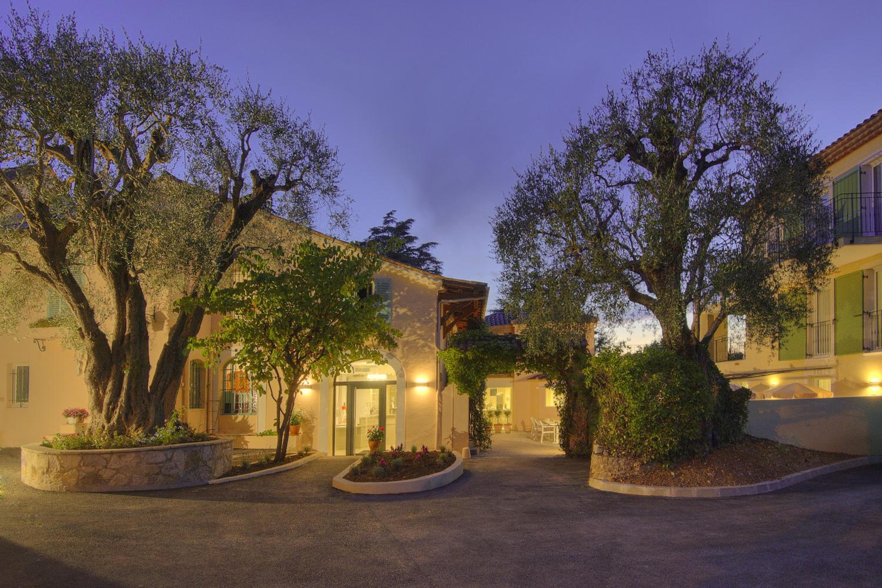 Hotel La Bastide de l'Oliveraie