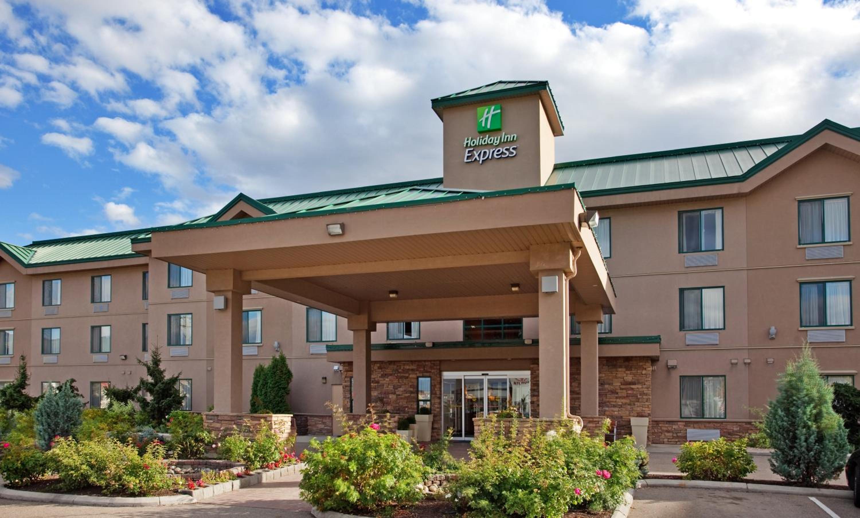 Hotel Holiday Inn Express & Suites Vernon By Ihg