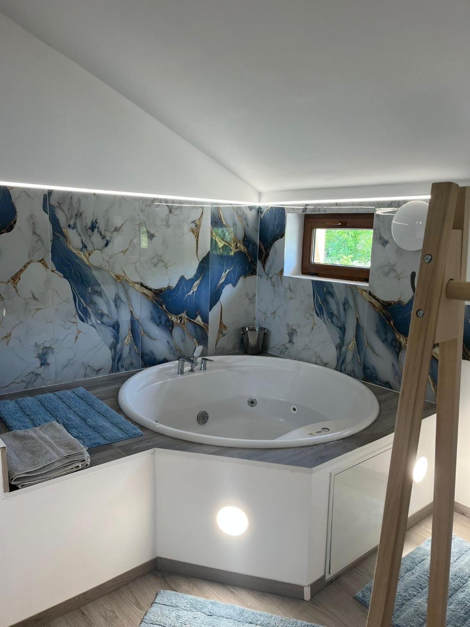 Hotel Sebe Apartments 4