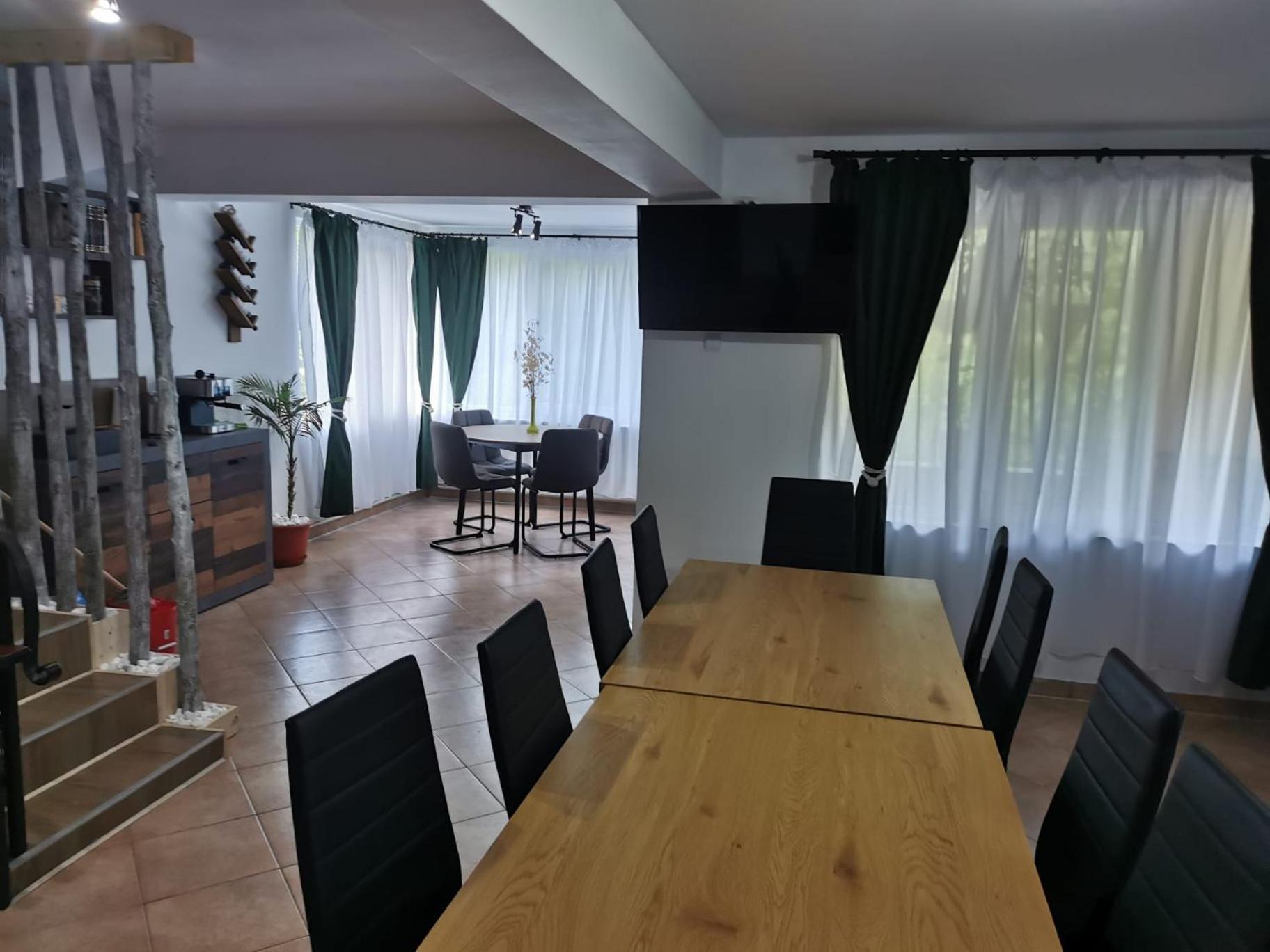 Hotel Casa Noastra