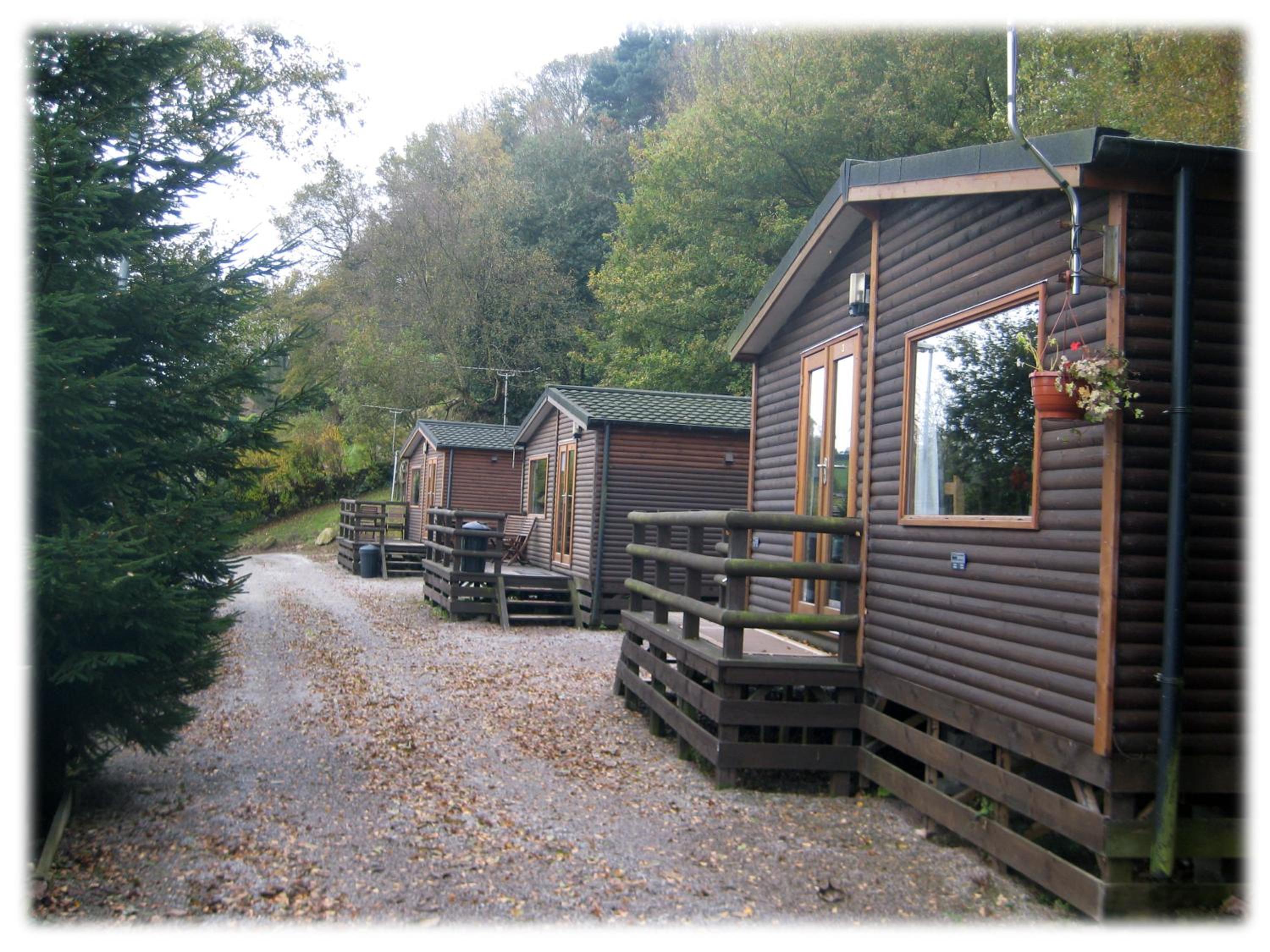 Hotel The Raddle Inn Log Cabins