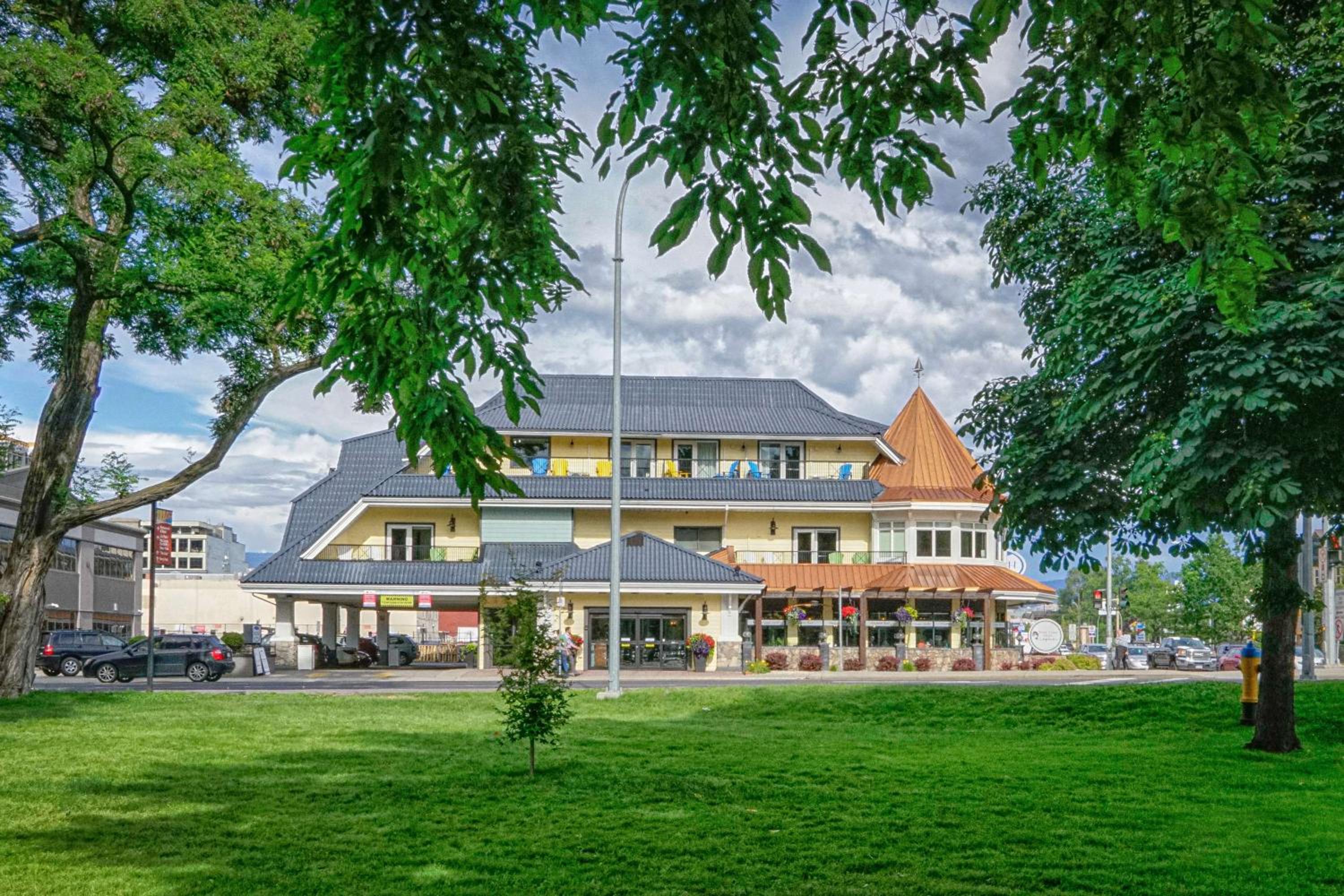 Hotel Prestige Beach House, WorldHotels Crafted