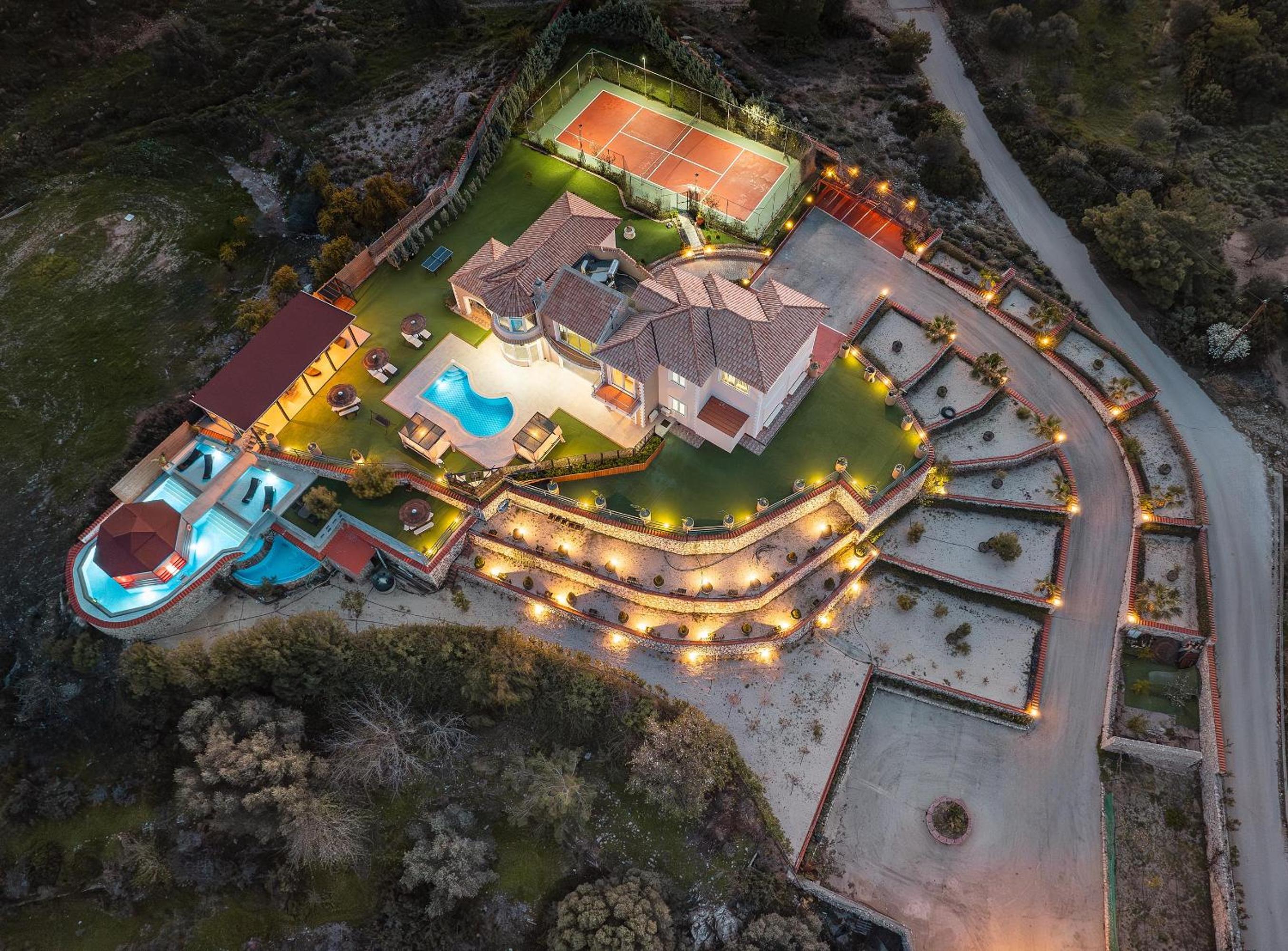 Hotel Paramithia Villa