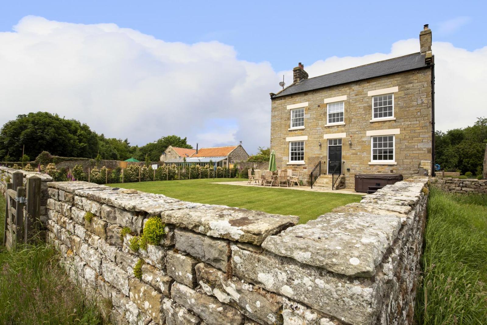 Hotel Thirley Cotes Farm Cottages