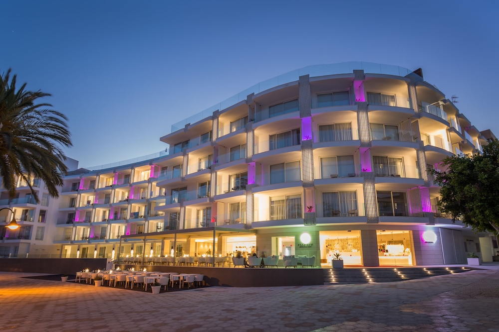 Hotel One Ibiza Suites