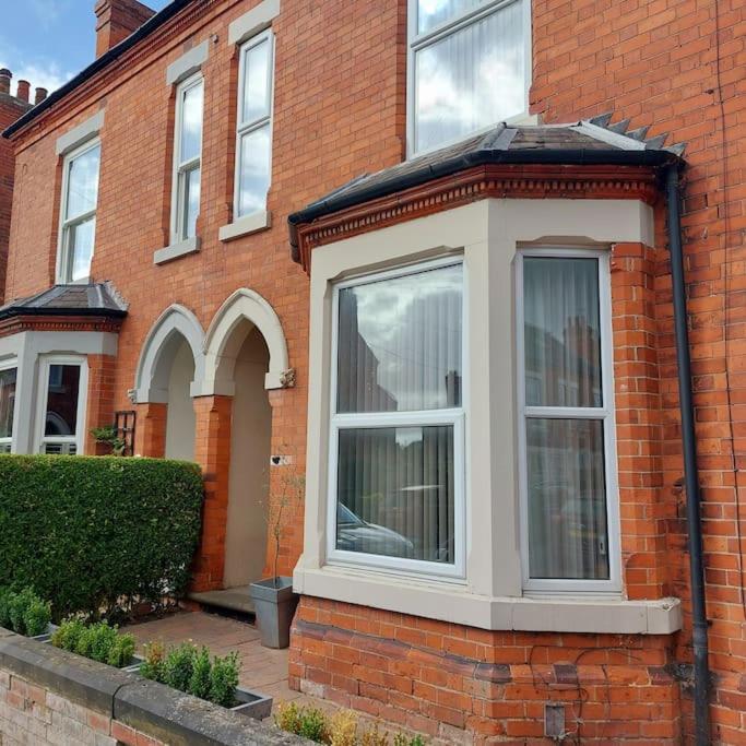 Hotel 3 Bed Luxury Victorian Home With Hot Tub