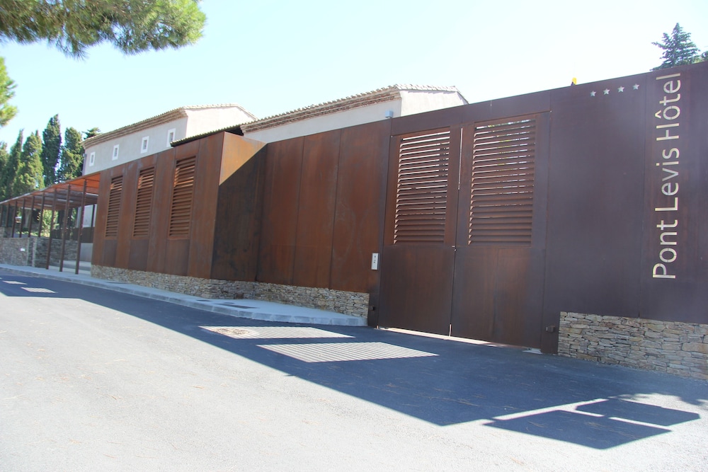 Hotel Pont Levis - Franck Putelat