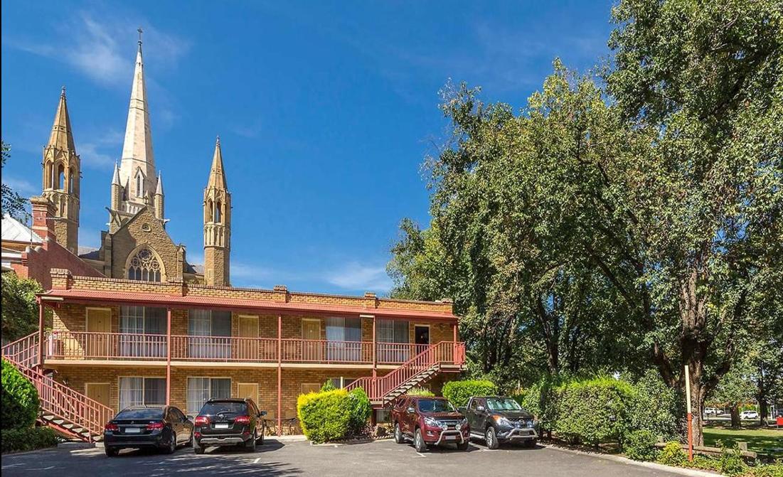 Hotel Cathedral Motor Inn
