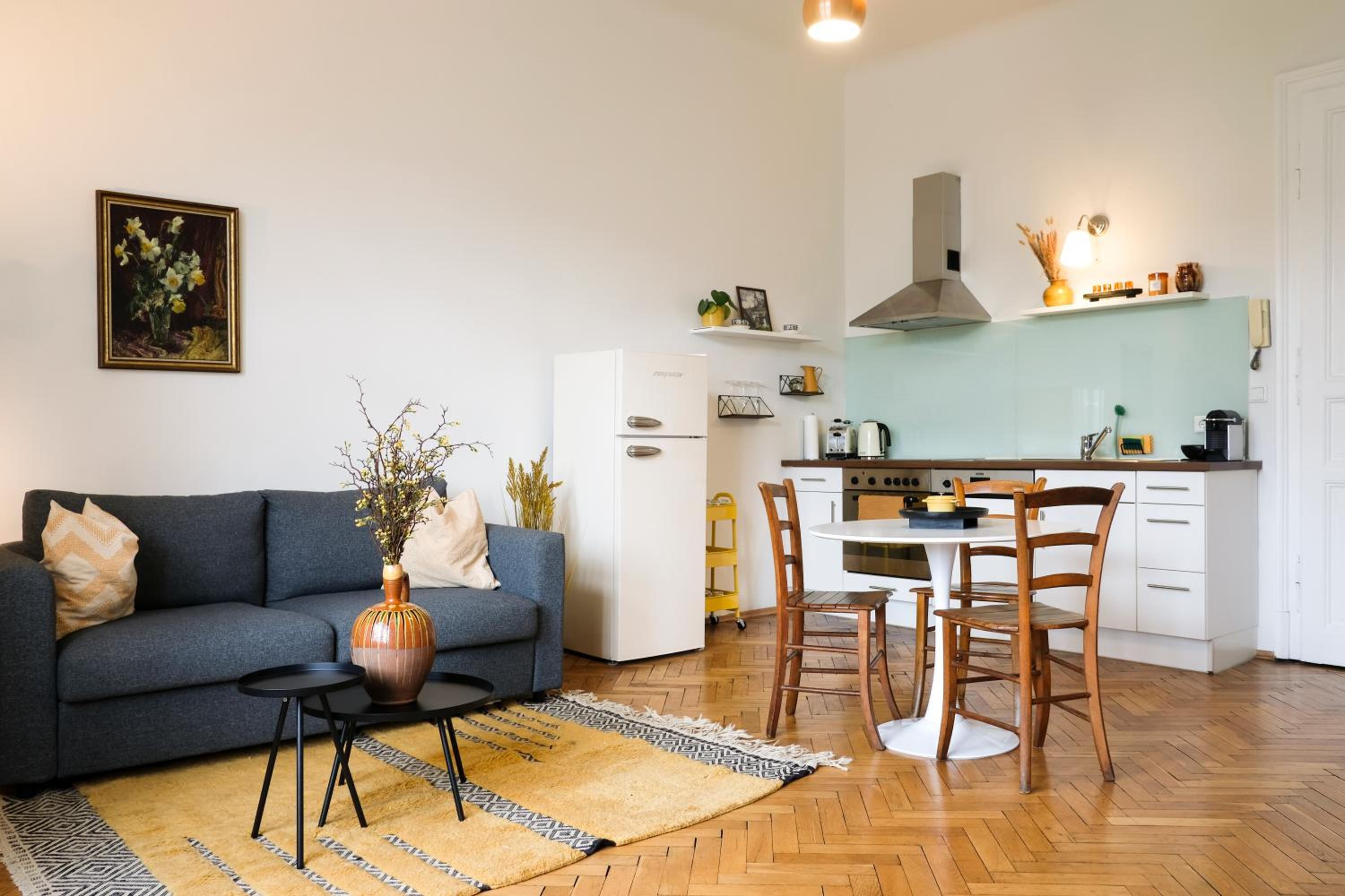 Hotel Stilvolles Apartment Im Zentrum