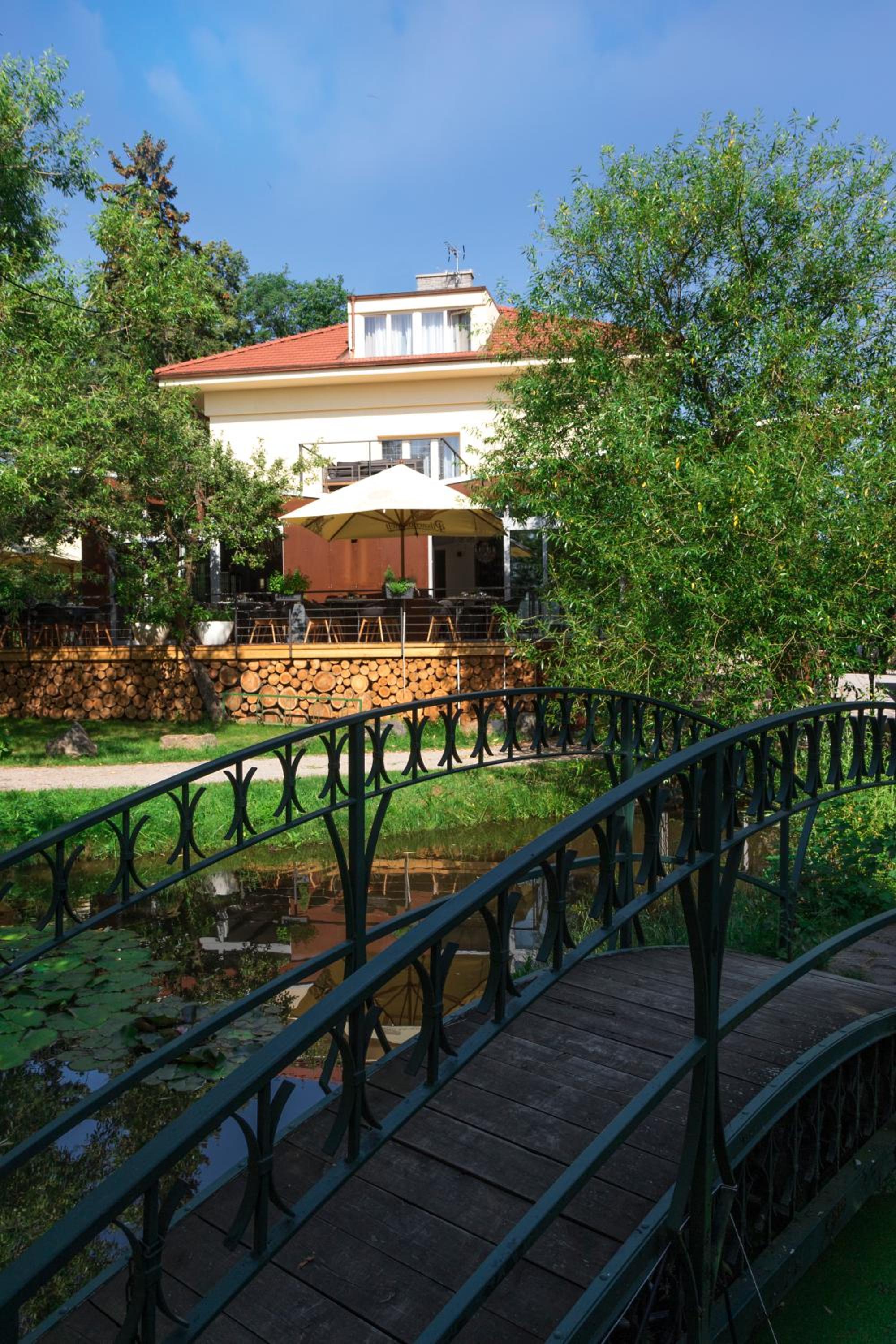 Hotel Areal Botanika
