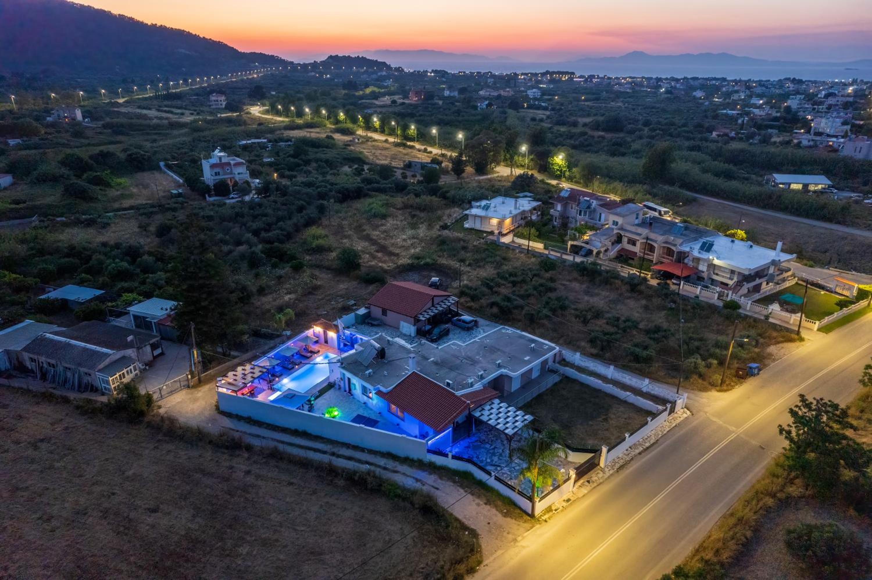 Hotel Pervolia House