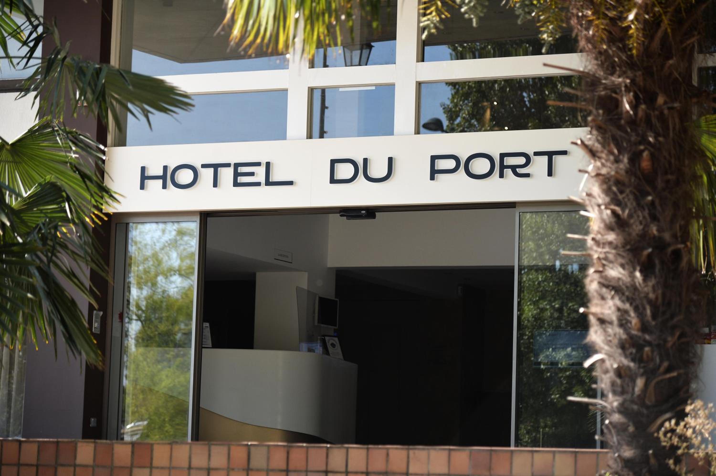 Hotel Hôtel du Port